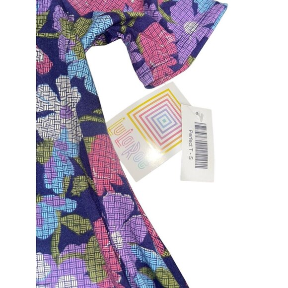 LULAROE Women's Size Small Lot of 3 Tees NEW WITH TAGS - Picture 7 of 16